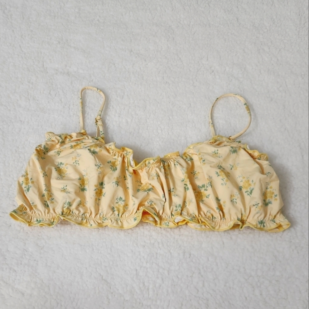 New!Frankie's Bikinis × Gigi Hadid Arabelle Floral Bikini Top - Picture 6 of 10